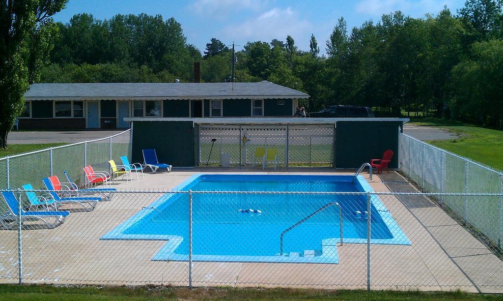 Middleton Motel & Suites Exteriér fotografie